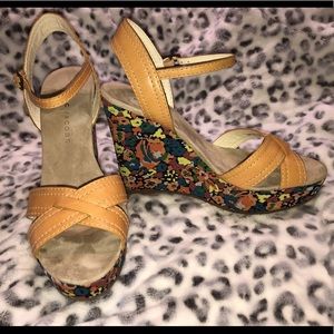 Marc Jacobs platform sandals NEW